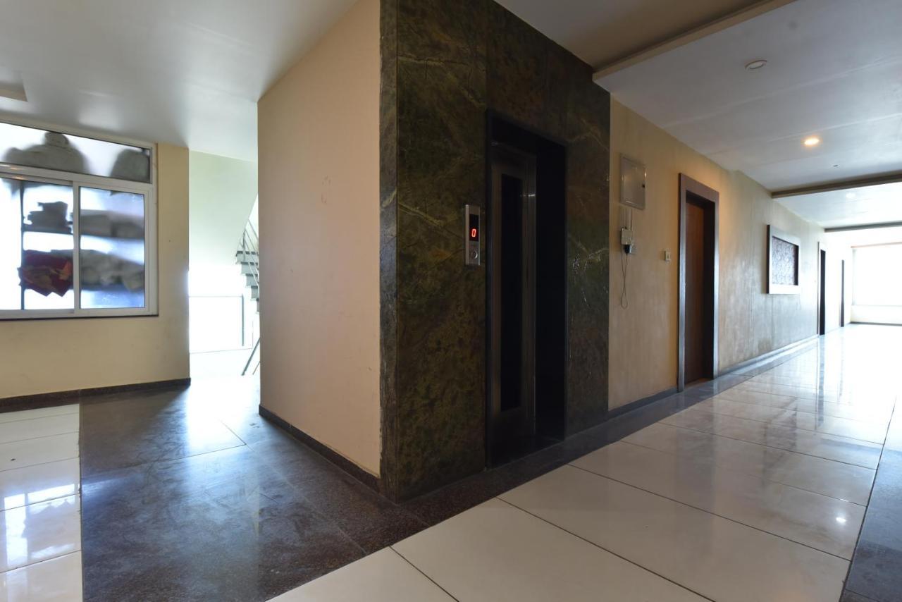 Hotel Lord Krishna Rohera Exterior photo